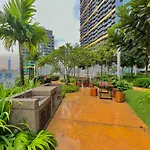 Sunway Velocity Mrt Lrt Premium Family Homestay