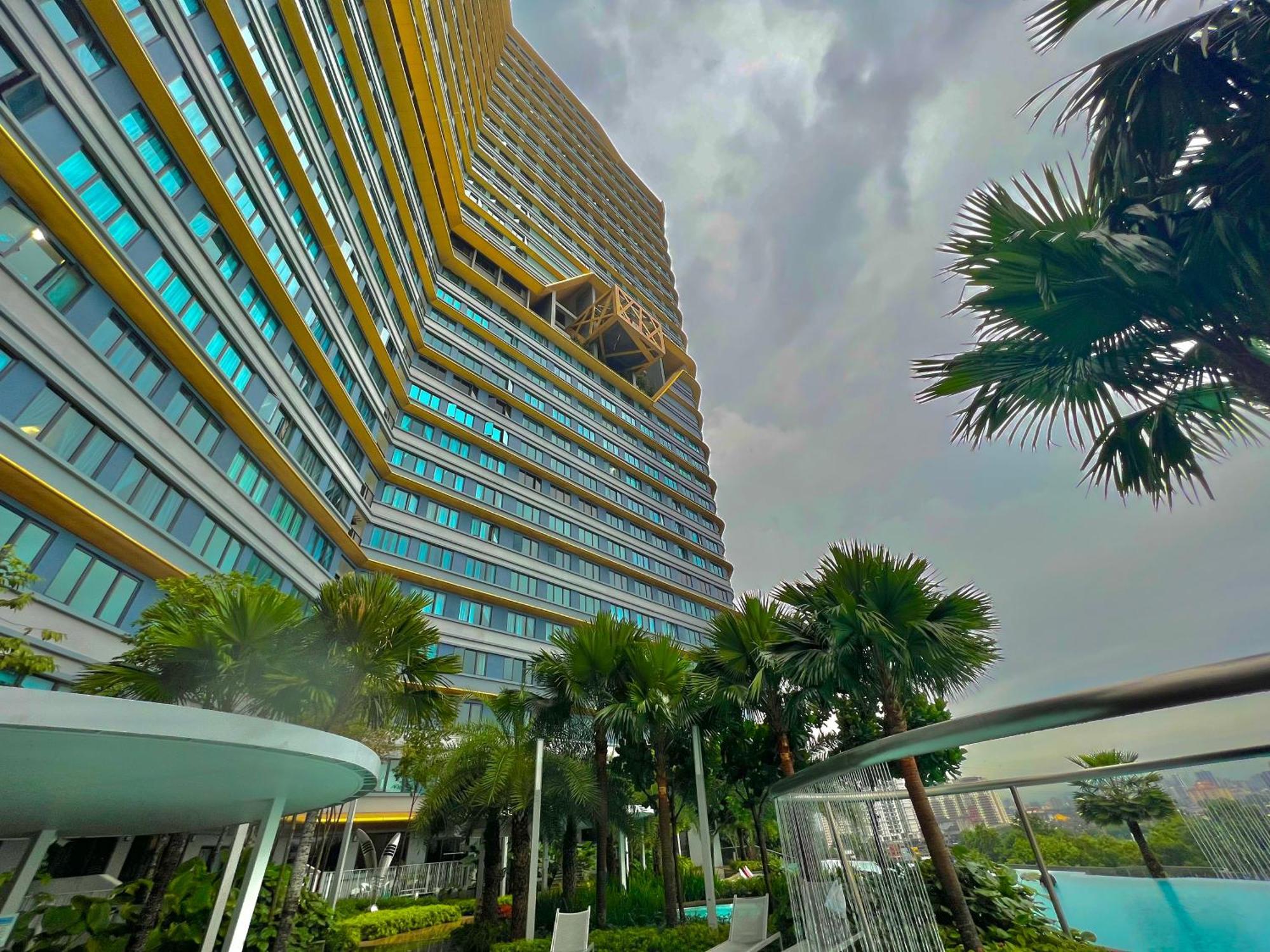 Sunway Velocity Mrt Lrt Premium Family