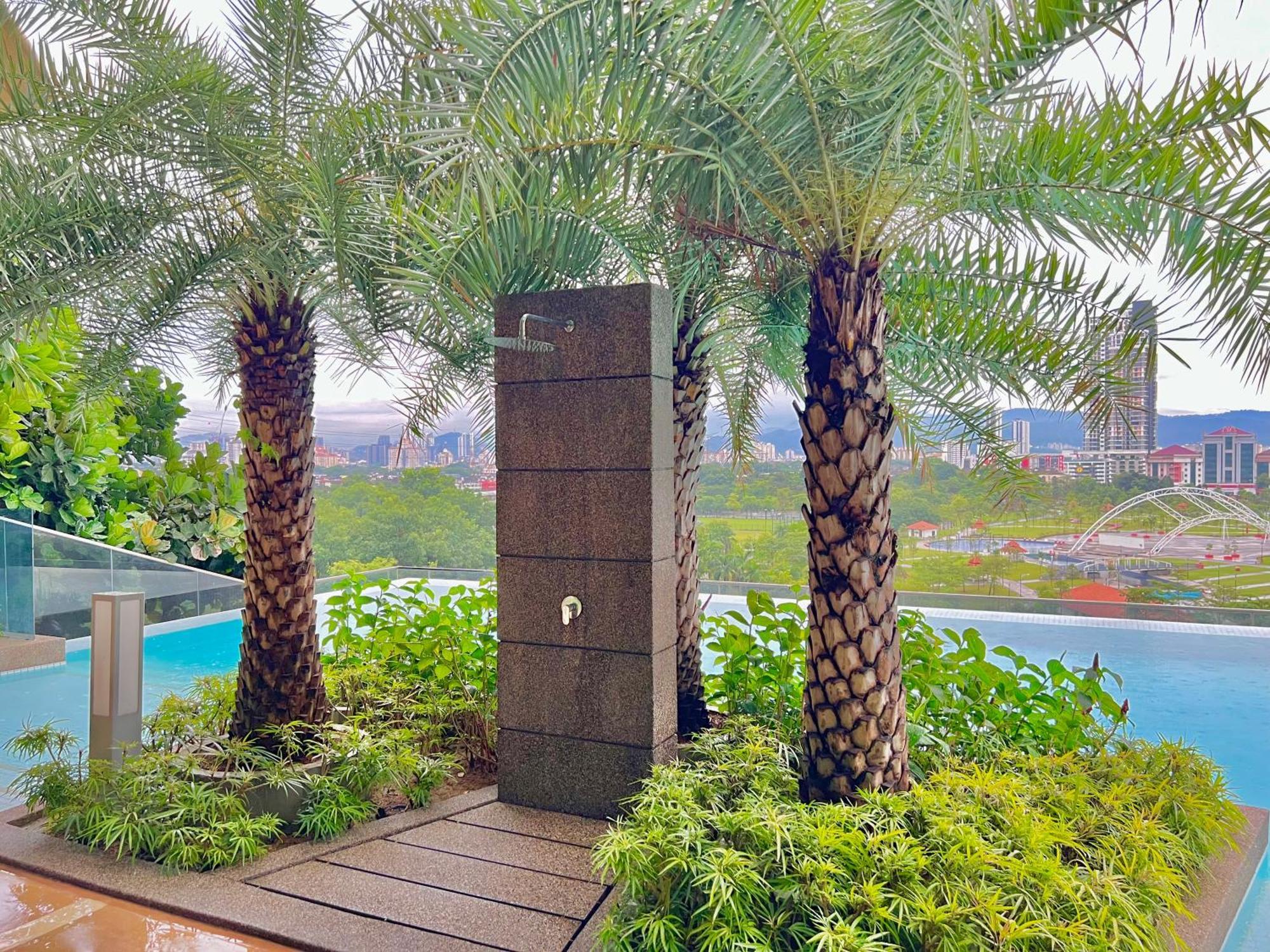 Sunway Velocity Mrt Lrt Premium Family Appartement